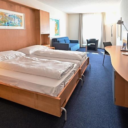 Hotel Зофинген Екстериор снимка