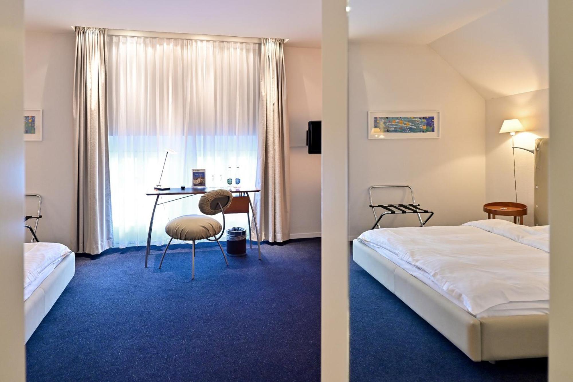 Hotel Зофинген Екстериор снимка