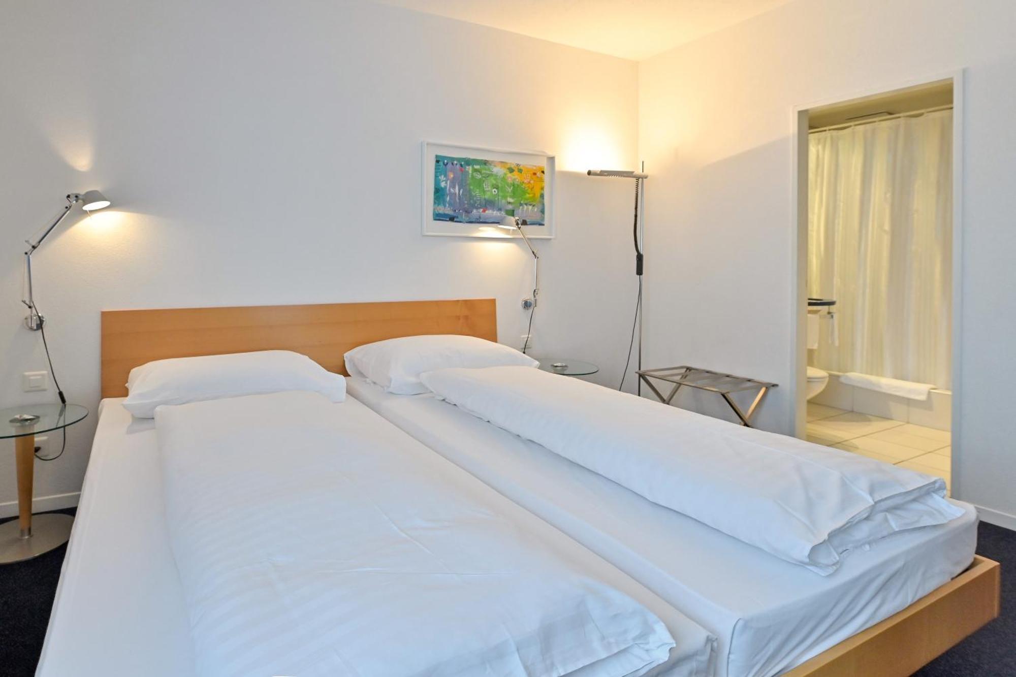 Hotel Зофинген Екстериор снимка